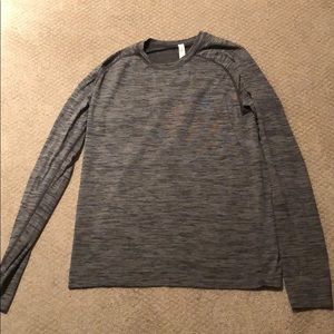 Lululemon men’s long sleeve